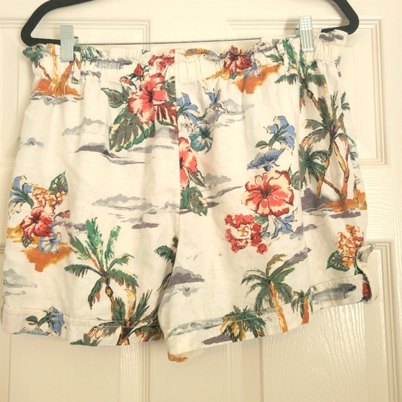 Time and Tru linen tropical shorts. Size Large (12/14). - Picture 3 of 6